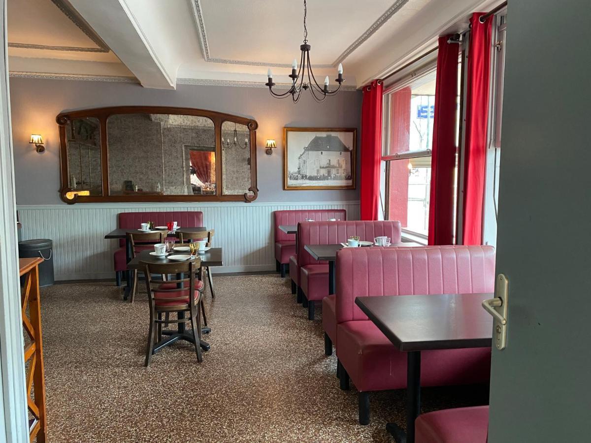 Hotel Les trois maures à Verdun-sur-le-Doubs Extérieur photo